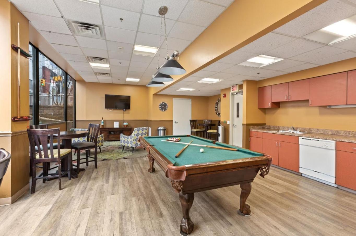 Pp 1306 Modern Corporate 1br, Pool, Gym Apartment Harrisburg