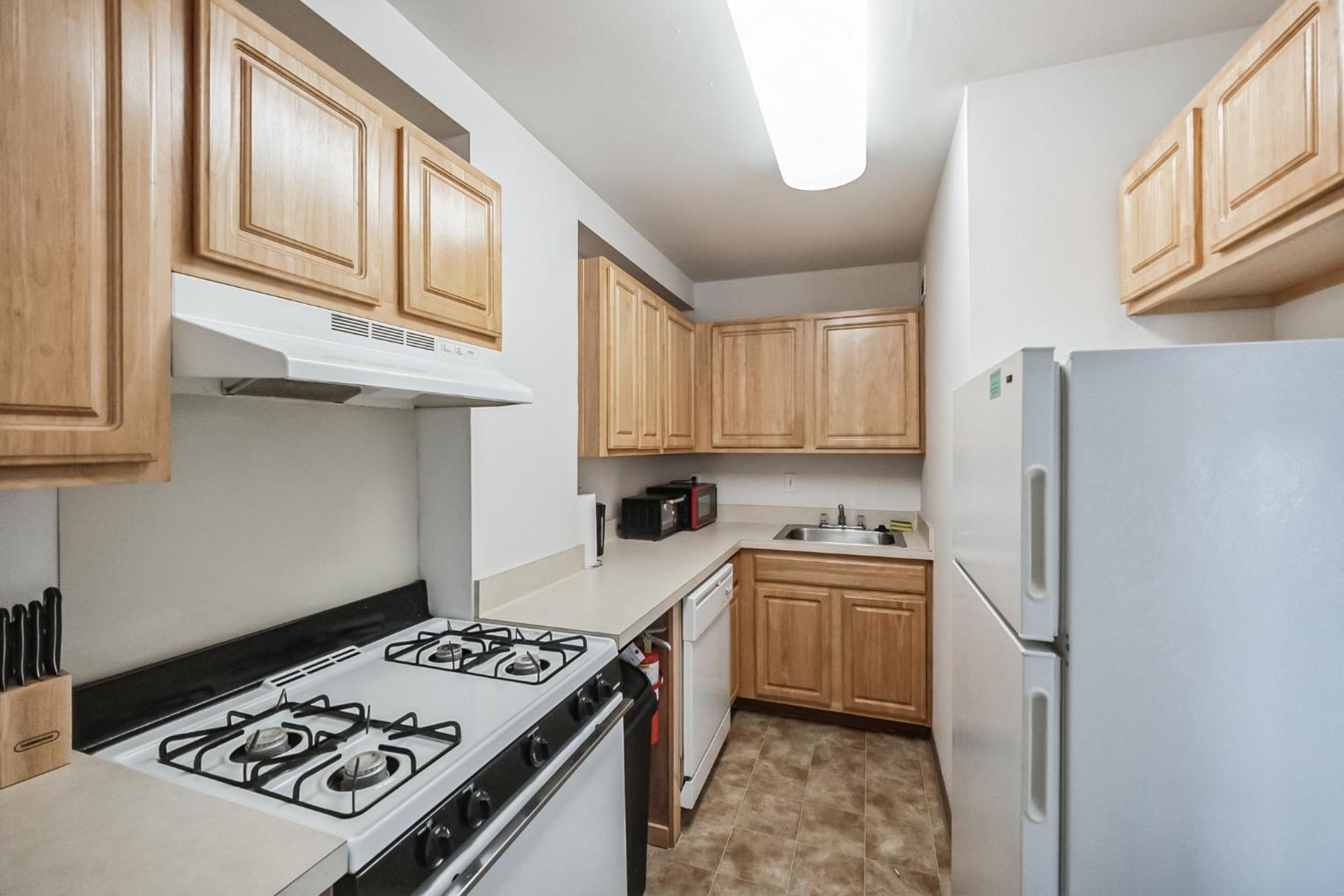 Pp 1306 Modern Corporate 1br, Pool, Gym Apartment Harrisburg